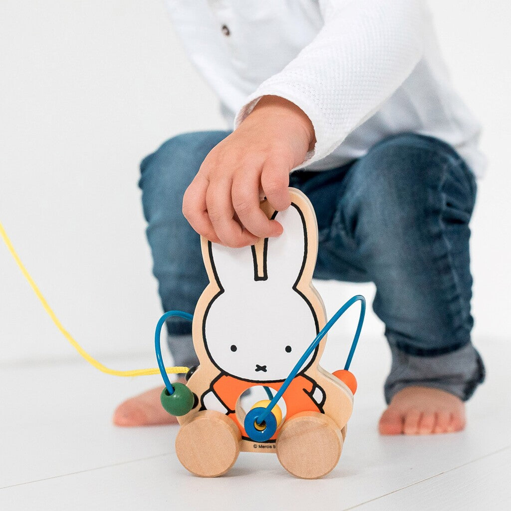 Nijntje Houten Trekfiguur Met Kralen Nijntje Joy&Bloom