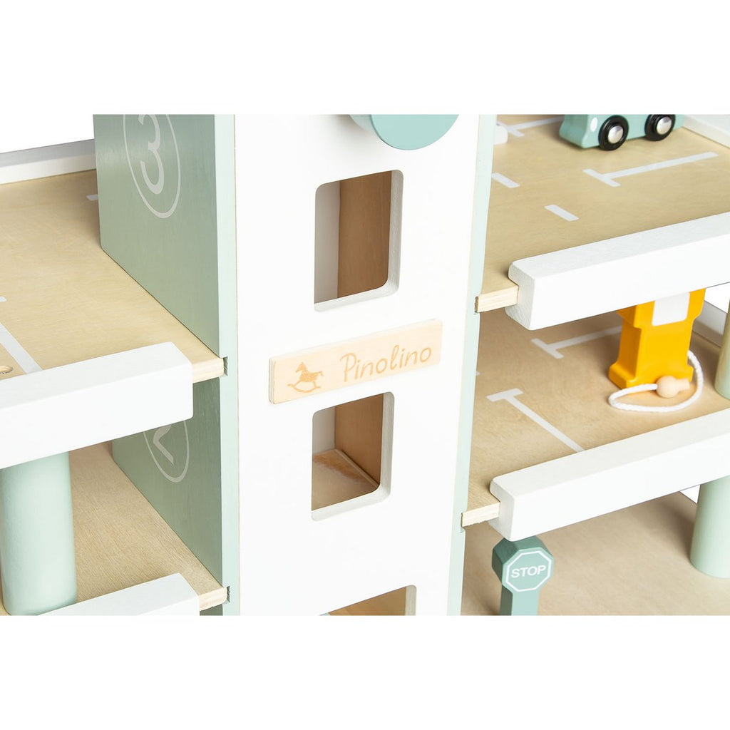 Parkeergarage "Kurt" met accessoires