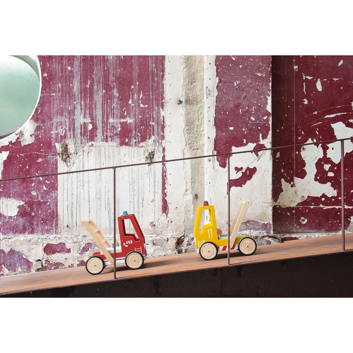 Loopwagen "Brandweerauto Fred" Joy&Bloom